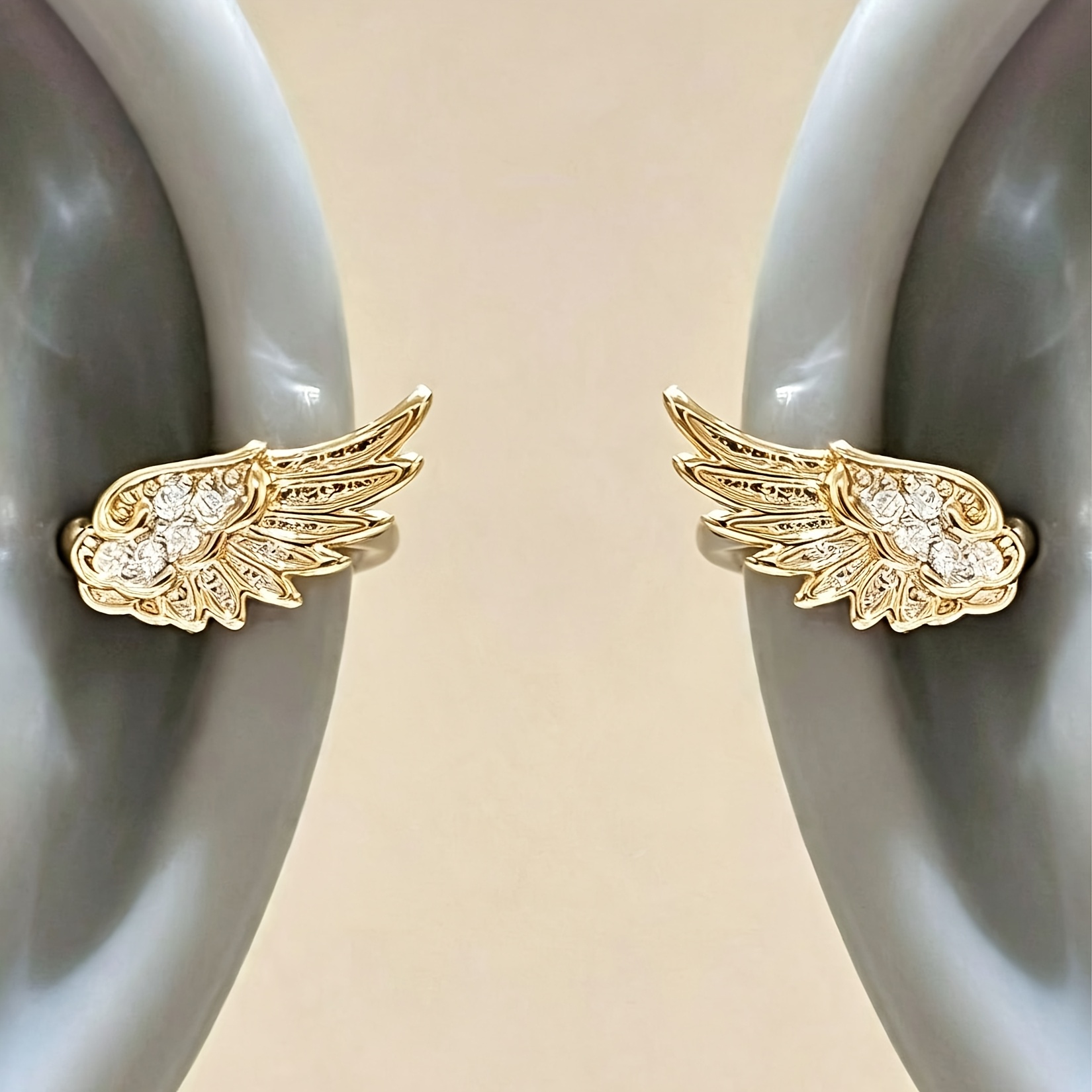Minimalist Synthetic Zirconia Angel Wings Ear Studs